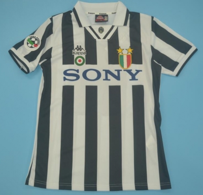 9596 Juventus home Soccer Jersey