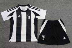 2425 Juve home kids Soccer Jersey