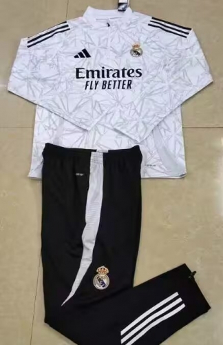 2425 RM white training suit